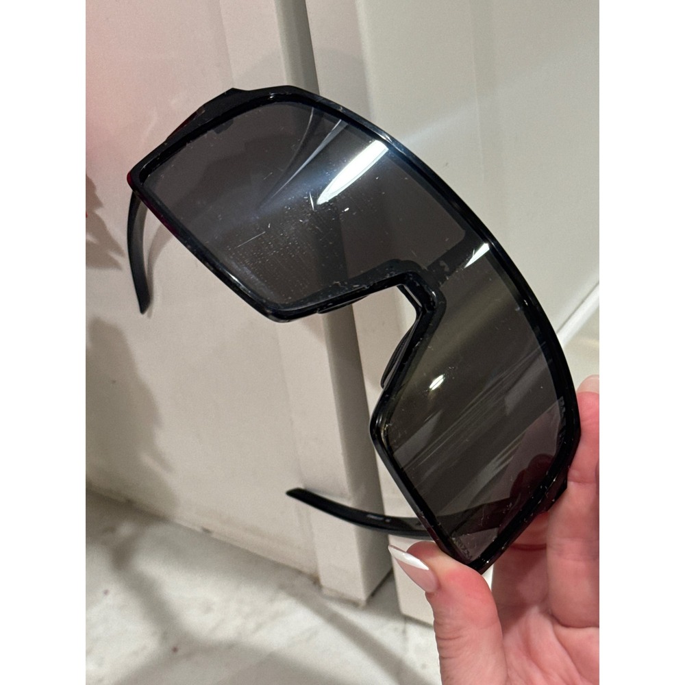 Oakley Sutro Sunglasses Unisex Black Prizm Shield OO9406-0137 Sport Style Run - Picture 9 of 9